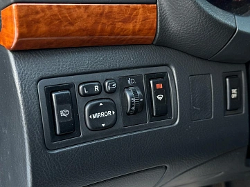 Toyota Avensis, 2008г, передний привод, автомат