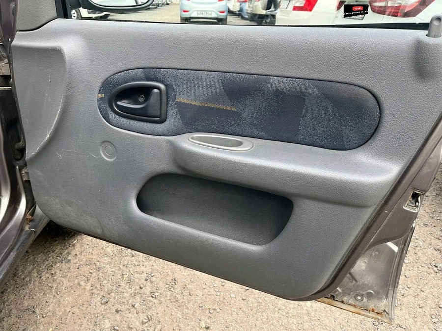 Renault Clio, 2001г., передний привод, механика