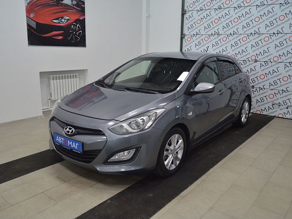 Hyundai i30, 2012г., передний привод, автомат