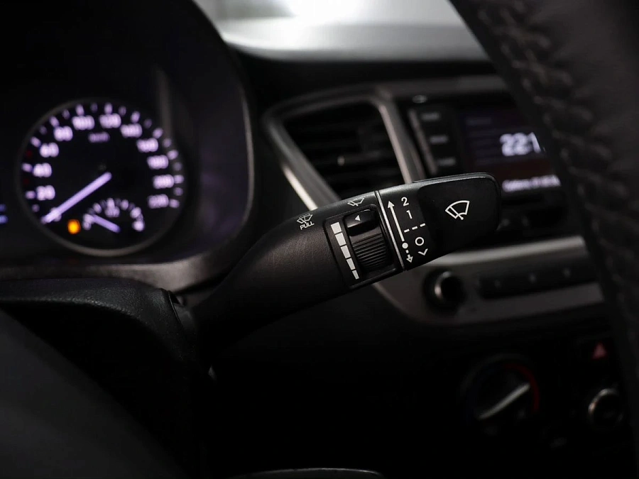 Hyundai Solaris, 2019г., передний привод, автомат