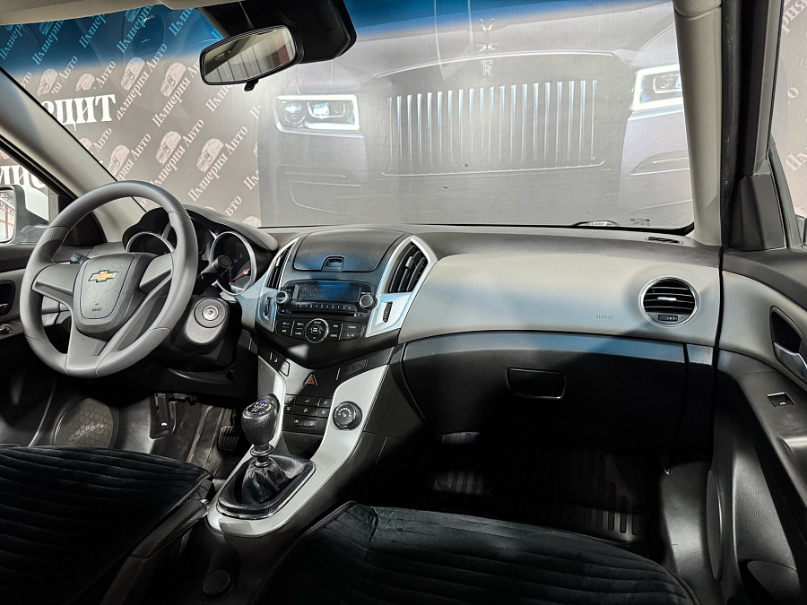 Chevrolet Cruze, 2014г., передний привод, механика