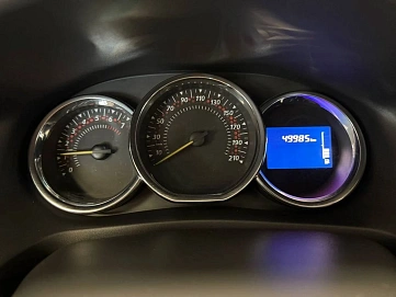 Renault Sandero, 2016г, передний привод, механика