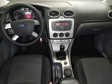 Ford Focus, 2011г, передний привод, механика