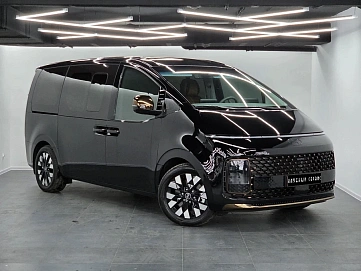 Hyundai Staria, 2024г, полный привод, автомат