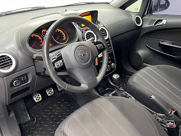 Opel Corsa, 2013г, передний привод, механика