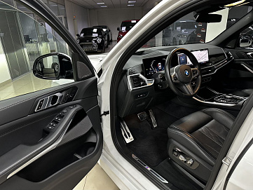 BMW X5, 2024г, полный привод, автомат