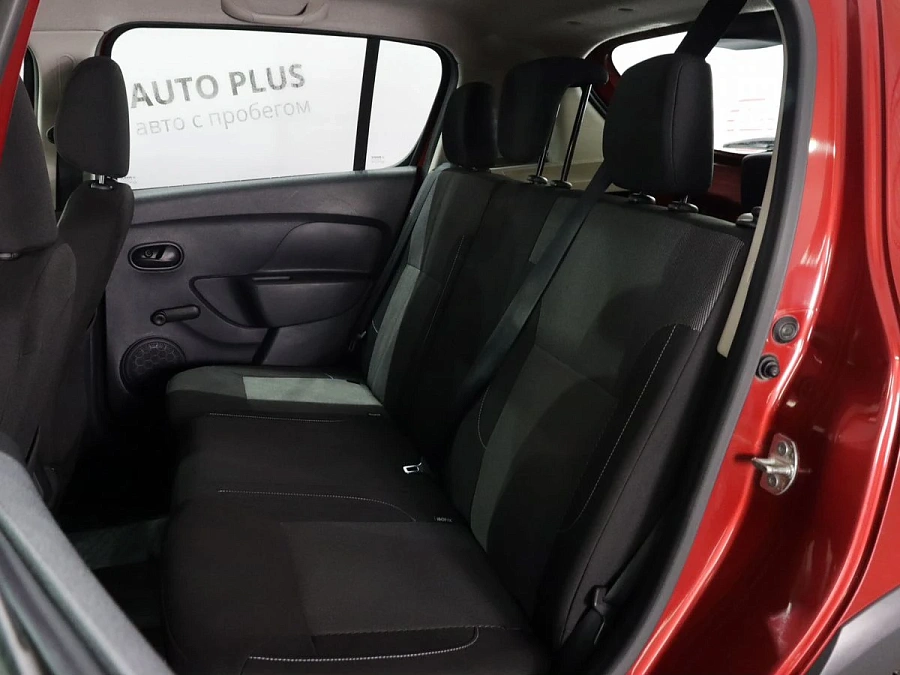 Renault Sandero, 2019г., передний привод, автомат