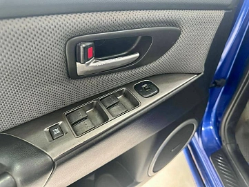 Mazda 3, 2006г, передний привод, механика