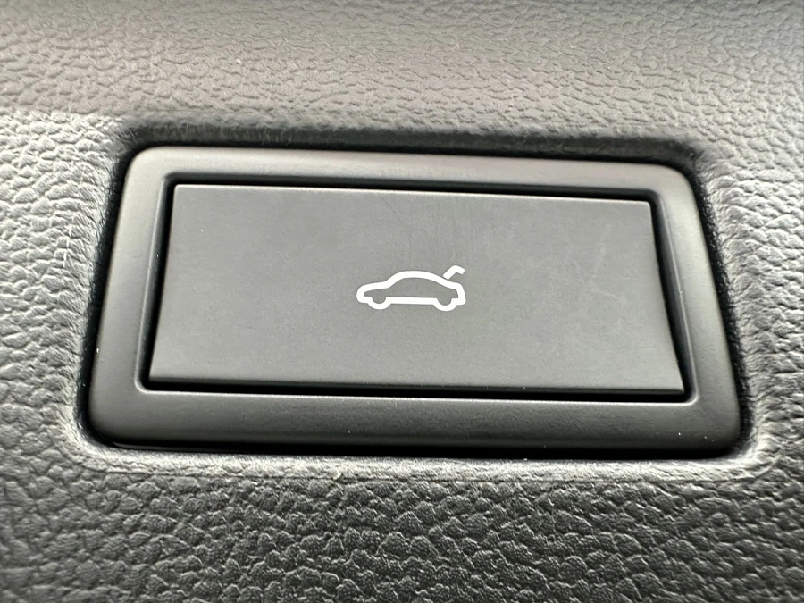 Volkswagen Tayron, 2022г., передний привод, робот