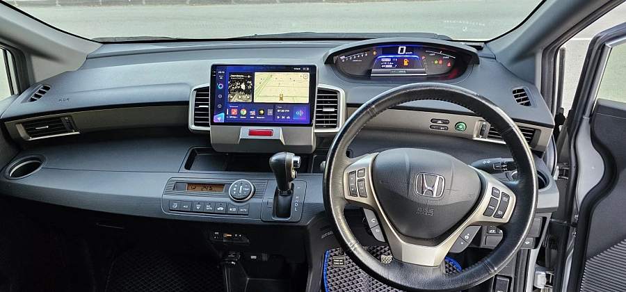 Honda Freed, 2012г., передний привод, вариатор
