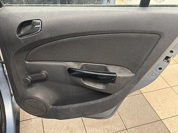 Opel Corsa, 2008г, передний привод, механика