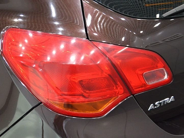Opel Astra, 2013г, передний привод, механика