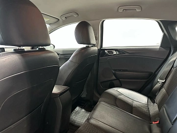 Kia Ceed, 2018г, передний привод, автомат