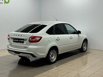 Lada (ВАЗ) Granta, 2023г, передний привод, механика