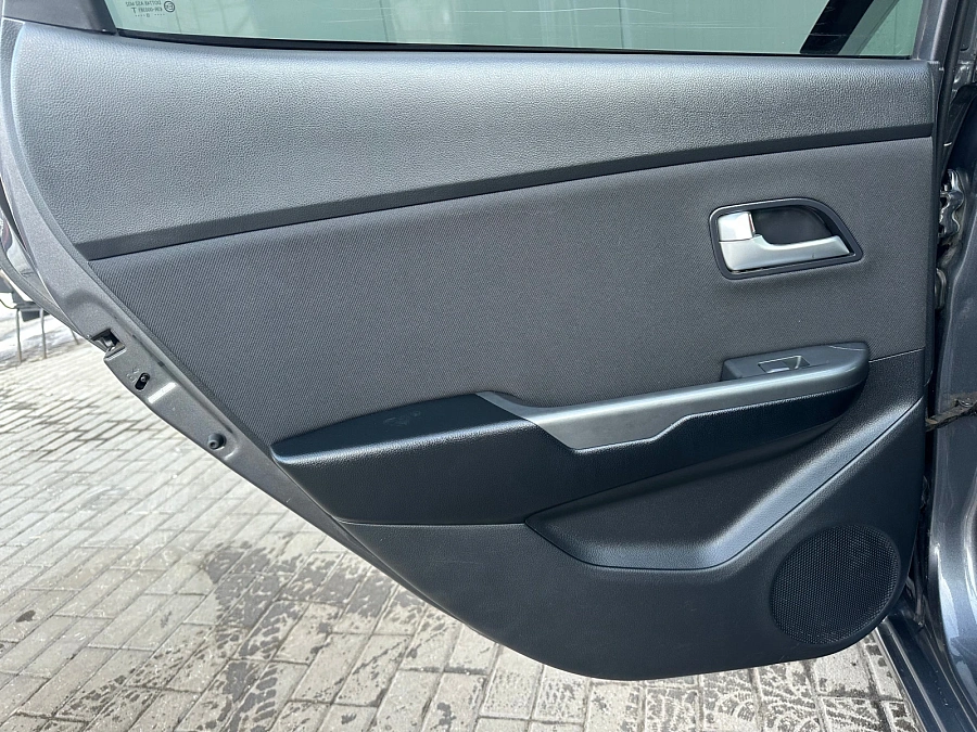 Kia Rio, 2013г., передний привод, автомат