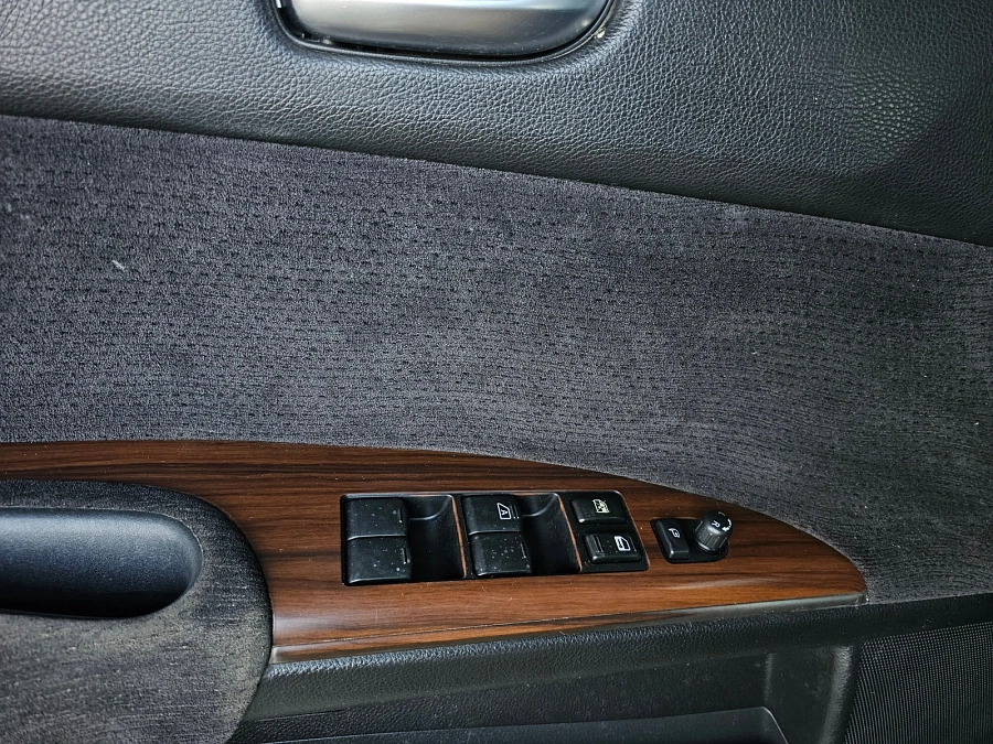 Nissan Teana, 2011г., передний привод, вариатор