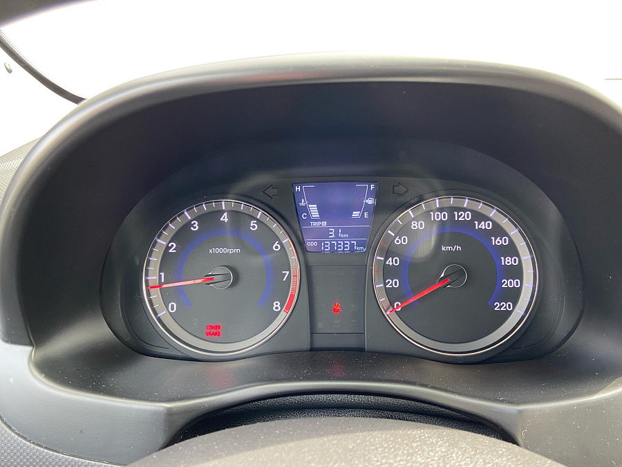 Hyundai Solaris, 2013г., передний привод, механика