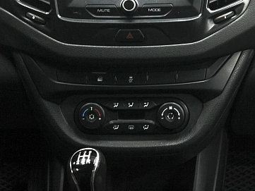Lada (ВАЗ) Vesta, 2017г, передний привод, механика