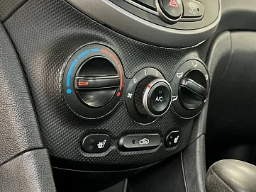 Hyundai Solaris, 2016г, передний привод, автомат