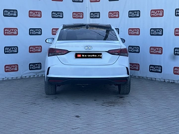 Hyundai Solaris, 2018г., передний привод, автомат