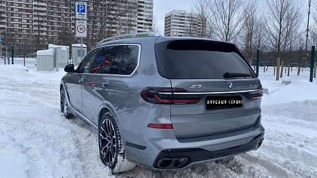 BMW X7, 2023г, полный привод, автомат