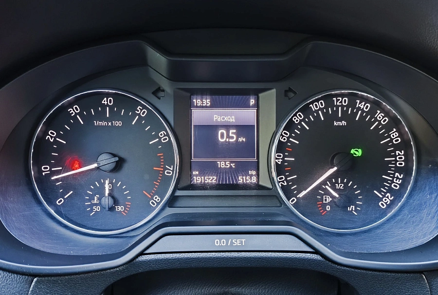 Skoda Octavia, 2016г., передний привод, робот