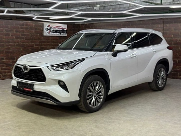 Toyota Highlander, 2025г, полный привод, автомат