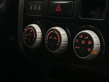 Nissan X-Trail, 2008г, полный привод, механика