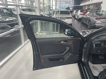 Audi A6, 2015г, полный привод, робот