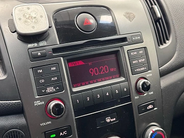 Kia Cerato, 2011г, передний привод, автомат