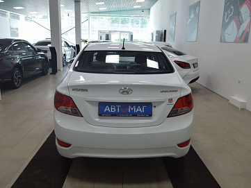 Hyundai Solaris, 2012г, передний привод, механика