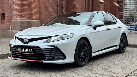 Toyota Camry, 2021г, передний привод, автомат