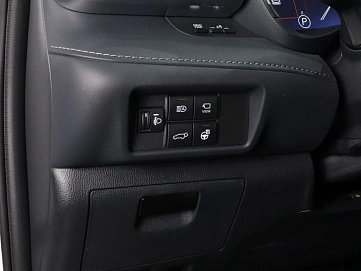 Toyota Highlander, 2025г, полный привод, автомат