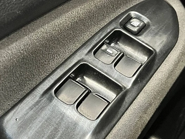 Mitsubishi Lancer, 2005г, передний привод, механика