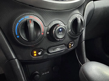 Hyundai Solaris, 2014г, передний привод, автомат