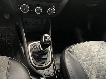 Kia Rio, 2016г, передний привод, механика