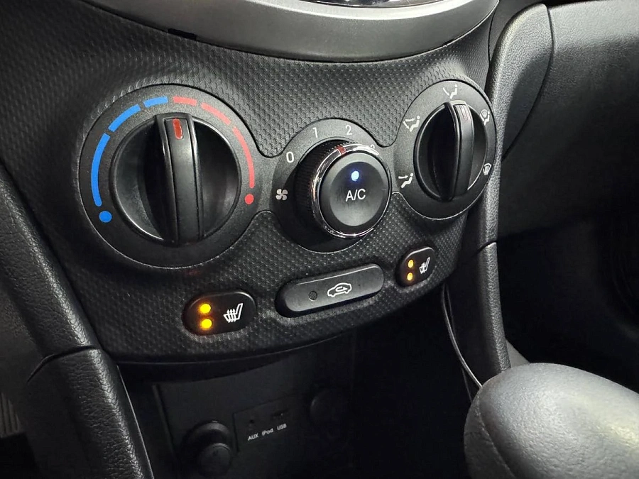 Hyundai Solaris, 2014г., передний привод, автомат