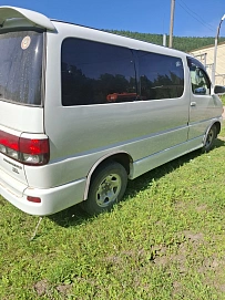 Toyota Touring HiAce, 2001г, полный привод, автомат