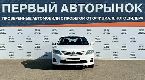 Toyota Corolla, 2012г, передний привод, автомат