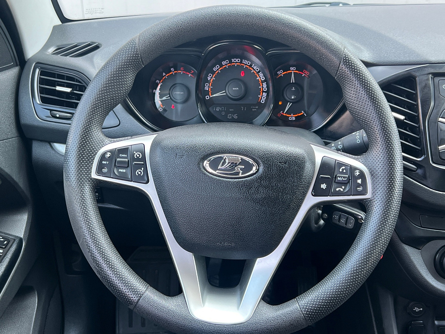 Lada (ВАЗ) Vesta, 2019г., передний привод, механика