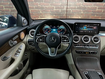Mercedes-Benz , 2021г., полный привод, автомат