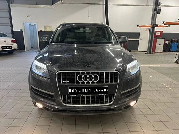 Audi Q7, 2010г, полный привод, автомат