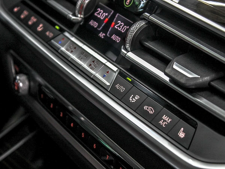 BMW X5, 2018г., полный привод, автомат