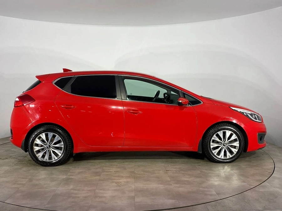 Kia Ceed, 2018г., передний привод, автомат