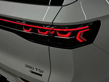 Volkswagen Tavendor, 2025г, полный привод, робот