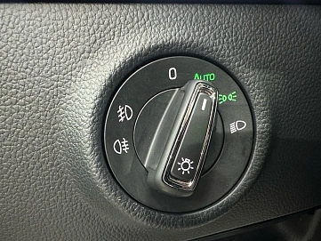 Skoda Superb, 2016г, передний привод, робот