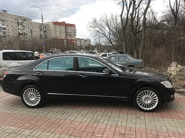 Mercedes-Benz S-Класс, 2005г, задний привод, автомат