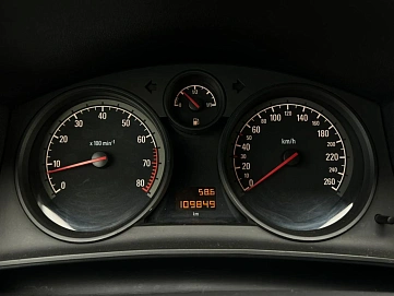 Opel Astra, 2010г, передний привод, механика