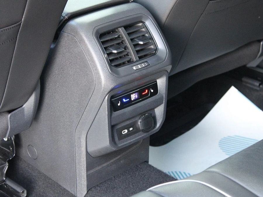 Volkswagen Tiguan, 2021г., полный привод, робот