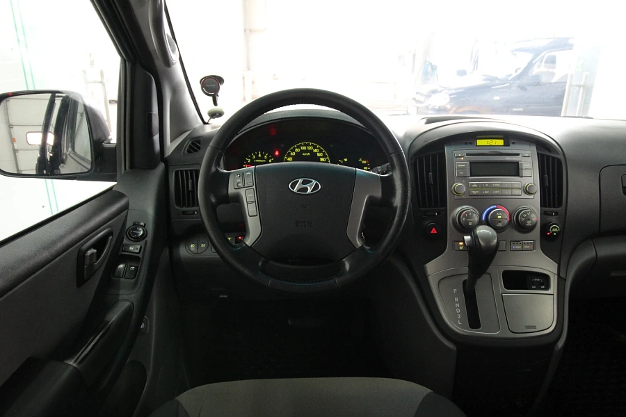 Hyundai , 2014г., задний привод, автомат